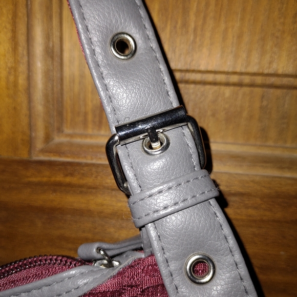 Mississippi State University purse - Picture 3 of 4